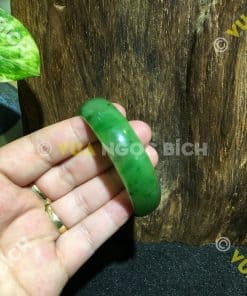 Vòng Tay Ngọc Bích Nephrite Jade Bản Liền (VT029) 9 Vòng Tay Ngọc Bích Nephrite Jade Bản Liền (VT029) 4