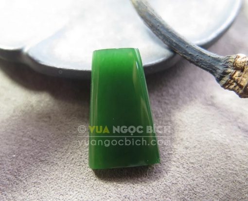 Mặt đá trang sức Ngọc Bích Nephrite Jade (VNB-MDTS013) 3