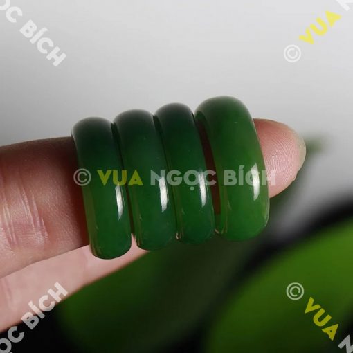 Nhẫn Bầu Ngọc Bích Nephrite Jade VIP (NN030-2) 3