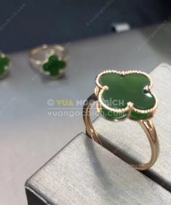 Nhẫn Cỏ Bốn Lá Ngọc Bích Nephrite Jade (VNB-NN118) 9 Nhẫn Cỏ Bốn Lá Ngọc Bích Nephrite Jade (VNB-NN118) 3
